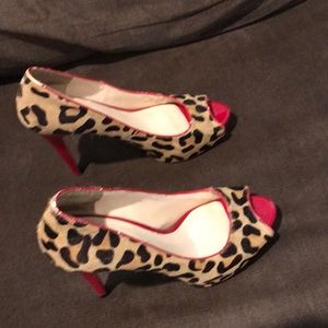Authentic Guess heels